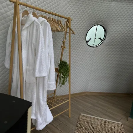 The Frog Glamping Campingplads